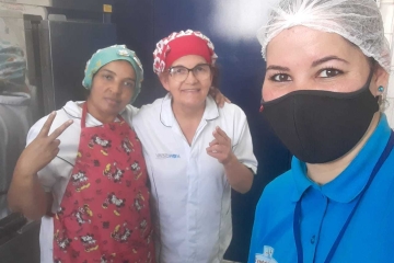 SindiRefeições SP em visita aos trabalhadores da Empresa Konserv na unidade E.E. Herbert Baldus.
