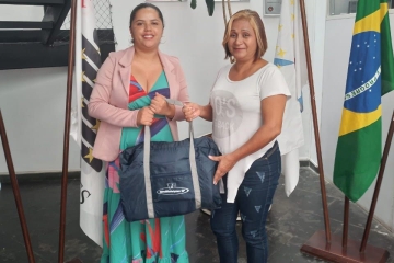 Kit Natalidade entregue à associada ANA JAINA DA SILVA ALENCAR, empresa SHA, pelo nascimento de seu filho Isaac.