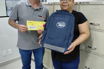 Entrega SÓCIO 15 ANOS ELMA APARECIDA DE LIMA APETECE SISTEMAS DE ALIMENTACAO S.A Unidade EMEI ODUVALDO VIANA FILHO