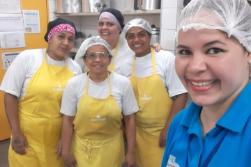 SindiRefeições SP em visita aos trabalhadores da Empresa Apetece na unidade Emef Marina Vieira de Carvalho Mesquita.