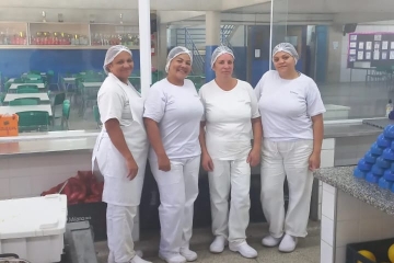 SindiRefeições SP em visita aos trabalhadores da Empresa Milano na unidade Emef Joaquim Osório