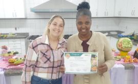 Formatura: Curso de Esculturas em Frutas e Legumes