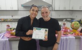 Formatura: Curso de Esculturas em Frutas e Legumes