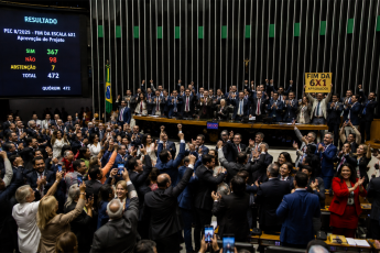 Câmara aprova, em dois turnos, PEC pelo fim da escala 6x1