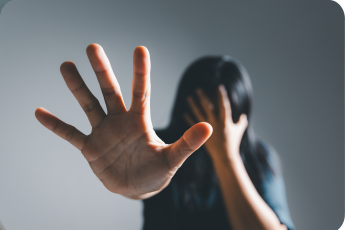 Violência muda rotina e escolhas de 98% das mulheres brasileiras