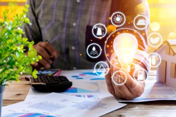 Boa notícia para o bolso: bandeira tarifária de luz cai em dezembro